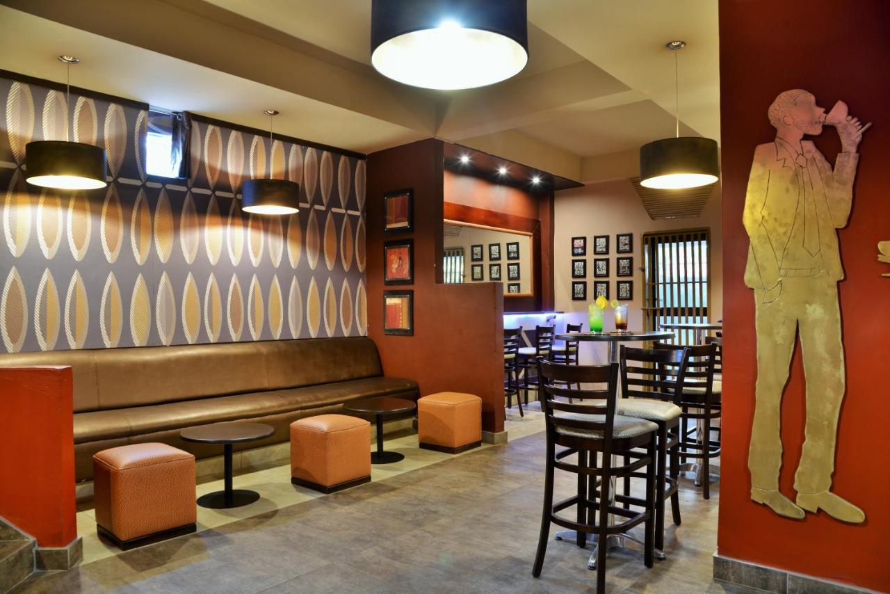 Cresta Oasis Hotel Harare Zewnętrze zdjęcie