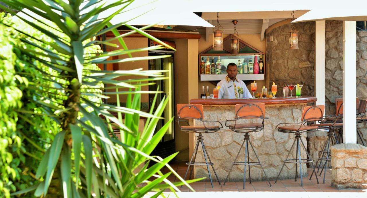 Cresta Oasis Hotel Harare Zewnętrze zdjęcie
